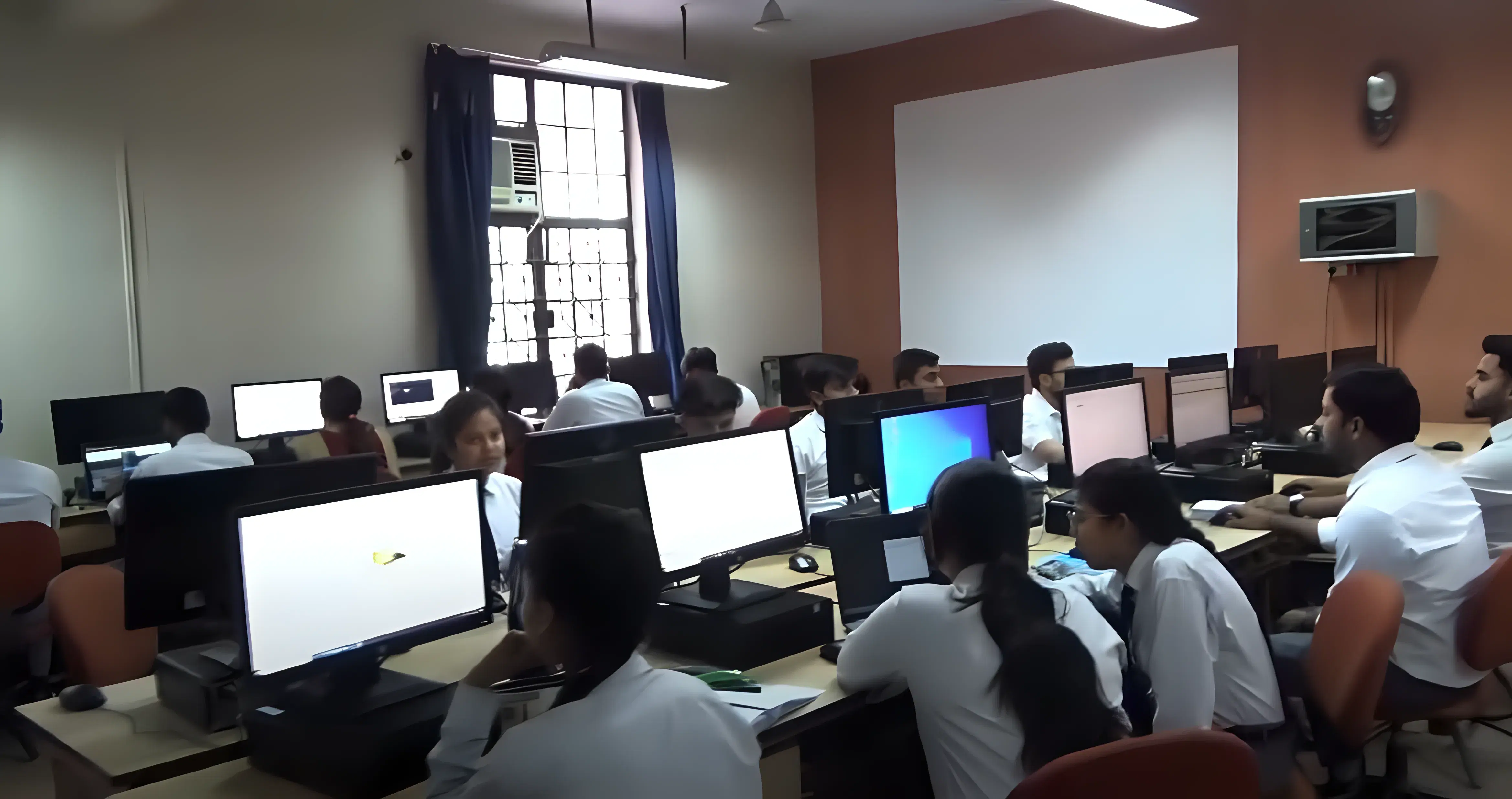 Moradabad Institute of Technology Facilities photo 10